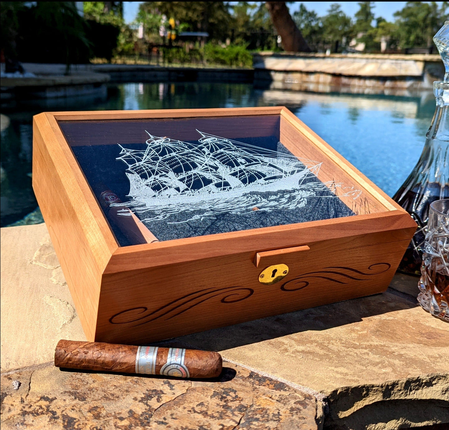Standard Box | 12" x 8"