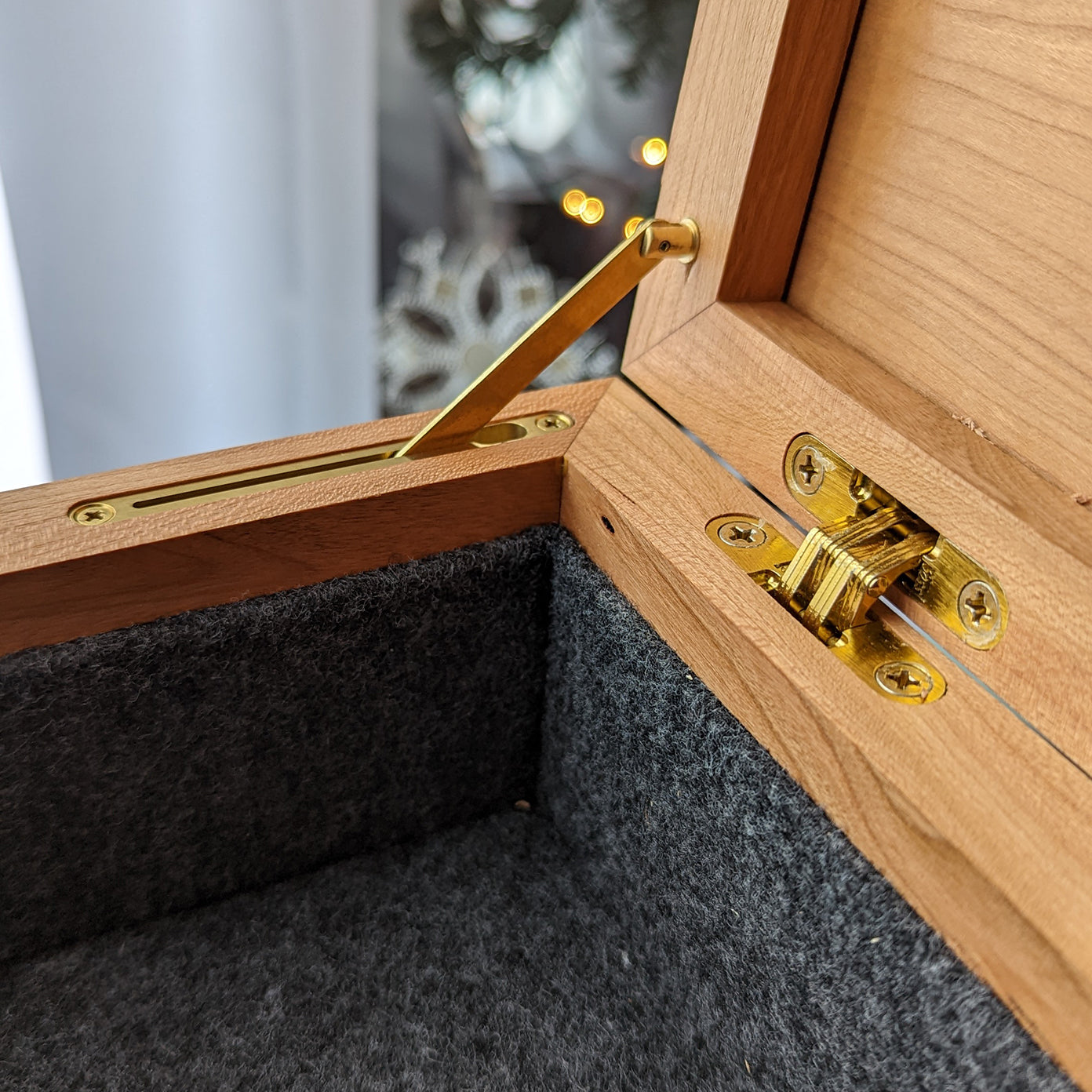 Standard Box | 12" x 8"
